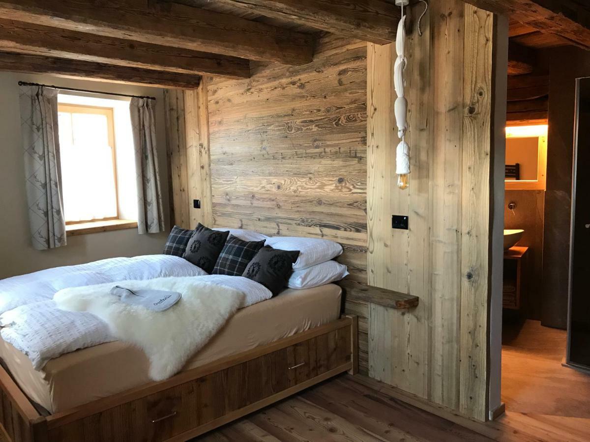 Bed and Breakfast Grizzly Haus Varena Exterior foto